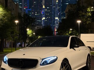 2017 Mercedes-Benz E-Класс 200 V (W213, S213, C238), белый, 4200000 рублей, вид 1