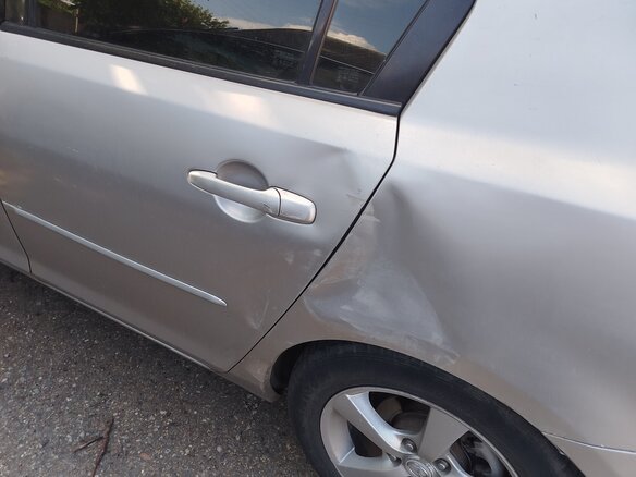 2004 Mazda 3 I (BK), серый - вид 9