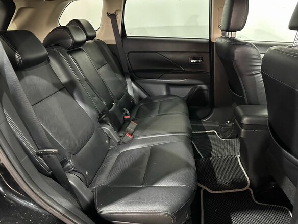 2014 Mitsubishi Outlander III, чёрный, 1160000 рублей - вид 9