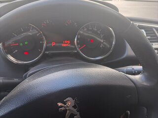 2014 Peugeot 3008 I Рестайлинг, чёрный, 750000 рублей, вид 5