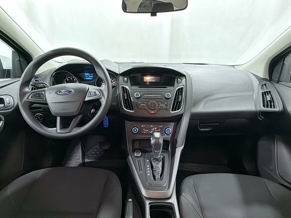2016 Ford Focus III Рестайлинг, белый, 990000 рублей - вид 16