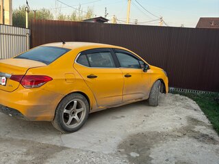 2014 Citroen C4 II, жёлтый, 300000 рублей, вид 1