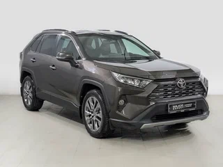 2020 Toyota RAV4 V (XA50), коричневый, 3250000 рублей, вид 3