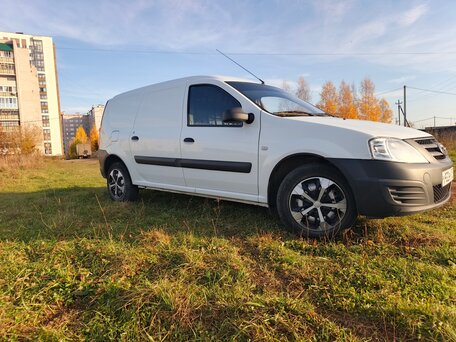 2020 Lada (ВАЗ) Largus I, белый, 700000 рублей, вид 3