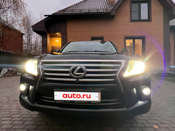 2014 Lexus LX 570 III Рестайлинг, чёрный - вид 2