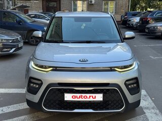 2019 Kia Soul III, серебристый, 1830000 рублей, вид 2