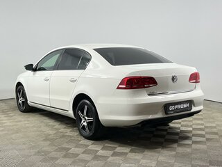 2012 Volkswagen Passat B7, белый, 825000 рублей, вид 3