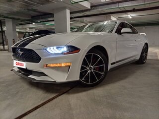 2022 Ford Mustang VI Рестайлинг, белый, 3799998 рублей, вид 3
