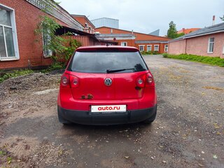 2007 Volkswagen Golf V, красный, 390000 рублей, вид 3