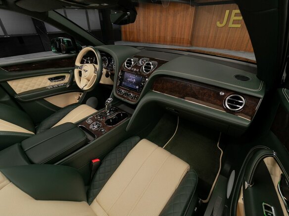 2018 Bentley Bentayga I, зелёный, 14990000 рублей - вид 23