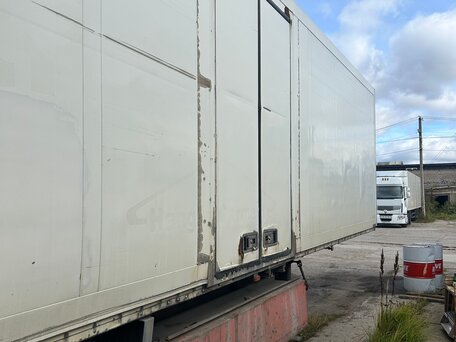 2001 Schmitz Cargobull SKO, белый, 1000000 рублей, вид 1