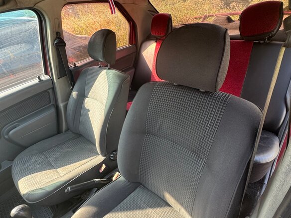 2009 Renault Logan I, красный, 115000 рублей - вид 5