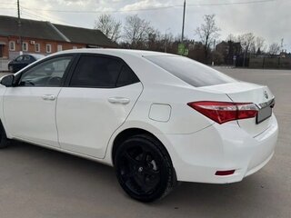 2015 Toyota Corolla XI (E160, E170, E180), белый, 1600000 рублей, вид 4
