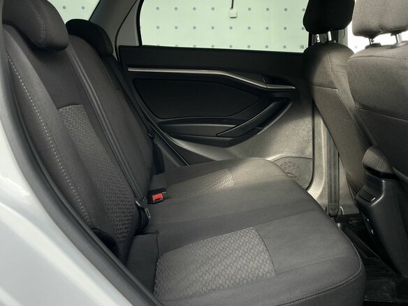 2019 Lada (ВАЗ) Vesta SW I, белый - вид 12