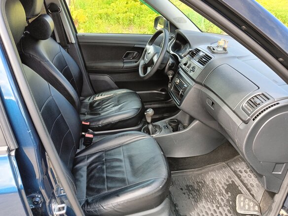 2012 Skoda Fabia II Рестайлинг, синий, 480000 рублей - вид 7