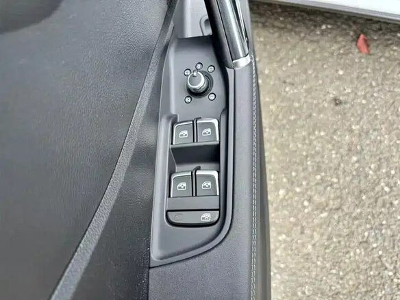 2022 Audi Q2 L 35 TFSI I Рестайлинг, белый, 1650004 рублей - вид 14