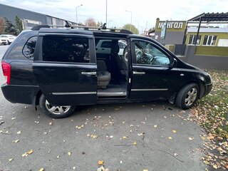 2008 Kia Carnival Grand II, чёрный, 1450000 рублей, вид 3