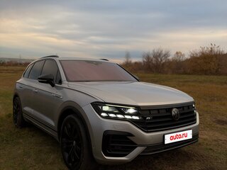 2020 Volkswagen Touareg III, серый, 4500000 рублей, вид 4