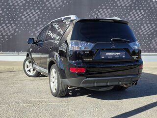 2007 Mitsubishi Outlander II, чёрный, 1230000 рублей, вид 4