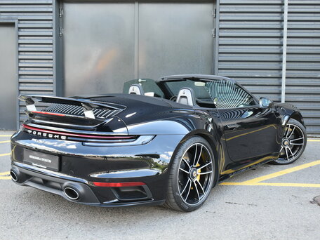 2021 Porsche 911 Turbo S VIII (992), чёрный, 26990000 рублей, вид 3