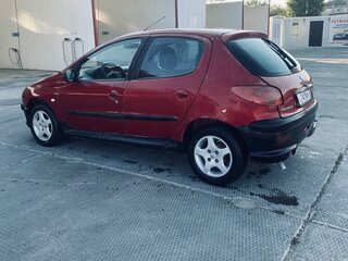 2004 Peugeot 206, красный, 250000 рублей, вид 5