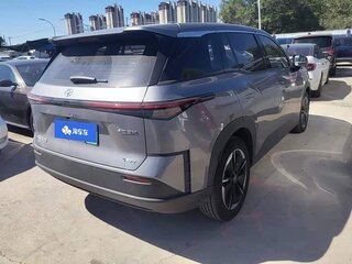 2025 Toyota bZ3X 50 kWh, серебристый, 1990325 рублей, вид 3