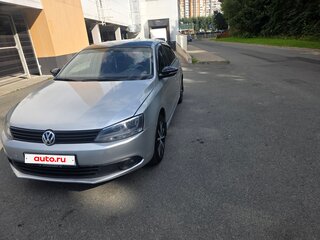 2012 Volkswagen Jetta VI, серебристый, 734000 рублей, вид 2