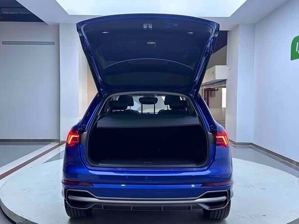 2022 Audi Q3 35 TFSI II (F3), синий, 2860000 рублей - вид 7