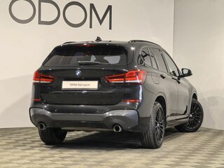 2019 BMW X1 20i xDrive II (F48) Рестайлинг, чёрный, 2850000 рублей, вид 2