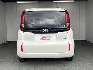2023 Toyota Sienta III, белый, 1264009 рублей, вид 3