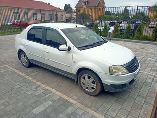 2014 Renault Logan I Рестайлинг, белый, 451999 рублей, вид 1