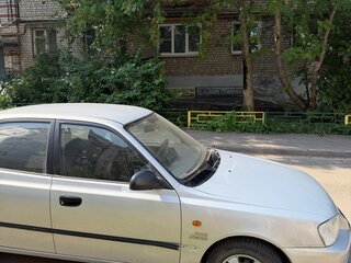 2011 Hyundai Accent ТагАЗ II, серебристый, 350000 рублей, вид 4