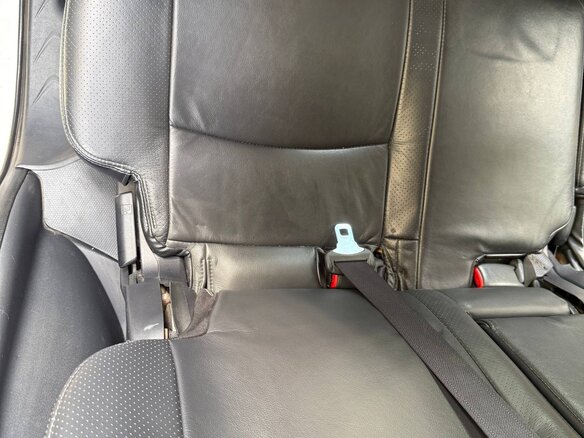 2011 Mitsubishi Outlander II Рестайлинг, белый, 1200000 рублей - вид 15