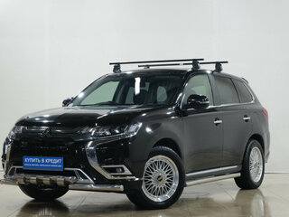 2020 Mitsubishi Outlander PHEV III Рестайлинг 3, чёрный, 2859000 рублей, вид 3