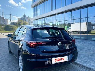 2018 Opel Astra K, чёрный, 1625000 рублей, вид 2