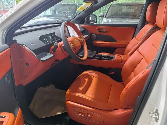 2026 Toyota bZ3X 67.9 kWh, белый - вид 7