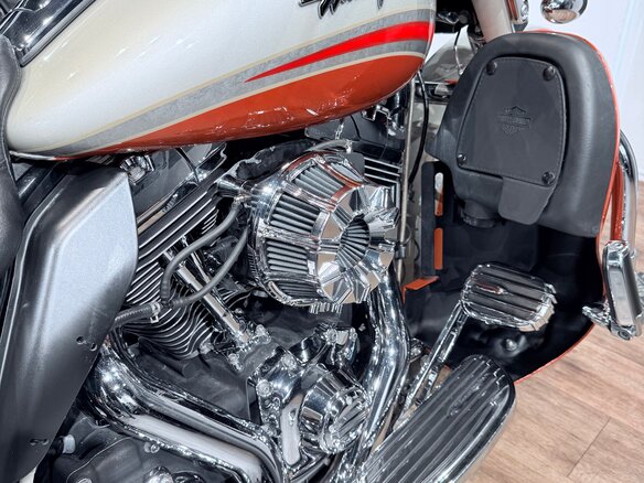 2009 Harley-Davidson CVO Street Glide, оранжевый, 1299000 рублей - вид 18
