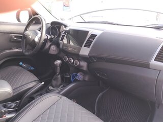 2010 Mitsubishi Outlander II Рестайлинг, серебристый, 1575000 рублей, вид 5