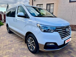 2019 Hyundai Grand Starex I Рестайлинг 2, белый, 3750000 рублей, вид 1