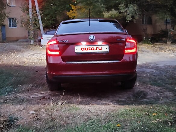 2014 Skoda Rapid I, пурпурный, 970000 рублей - вид 4