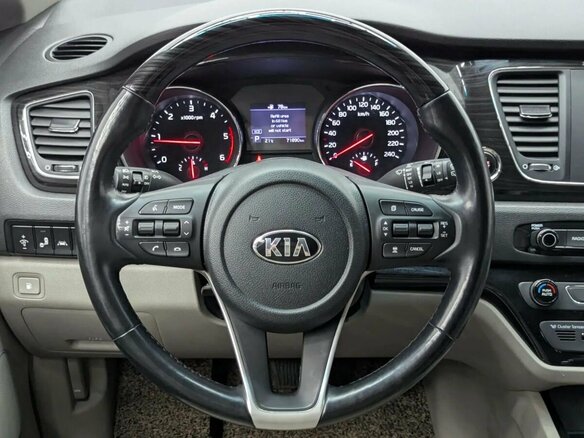 2019 Kia Carnival III, белый - вид 10