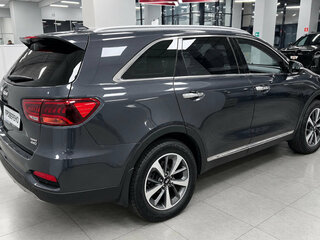 2018 Kia Sorento 8-speed III Prime Рестайлинг, серый, 2275000 рублей, вид 5