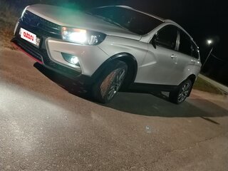 2017 Lada (ВАЗ) Vesta SW Cross I, серебристый, 1150000 рублей, вид 2