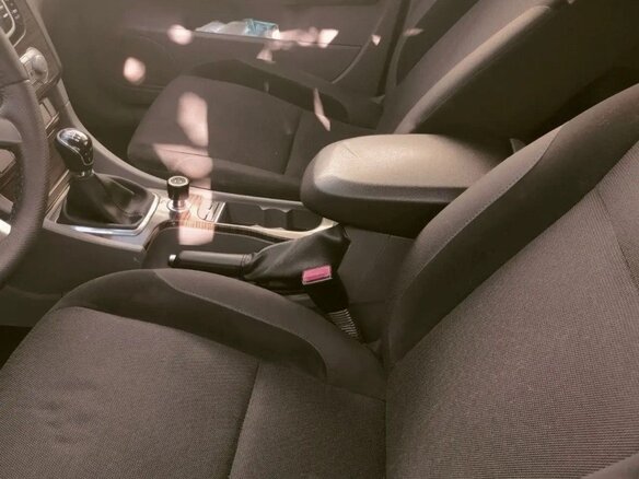 2008 Ford Focus II, чёрный, 400000 рублей - вид 3