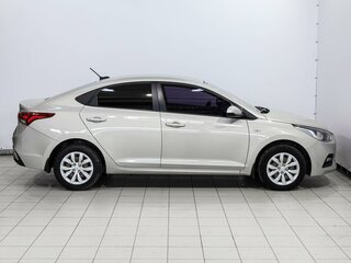 2018 Hyundai Solaris II, бежевый, 1570000 рублей, вид 5
