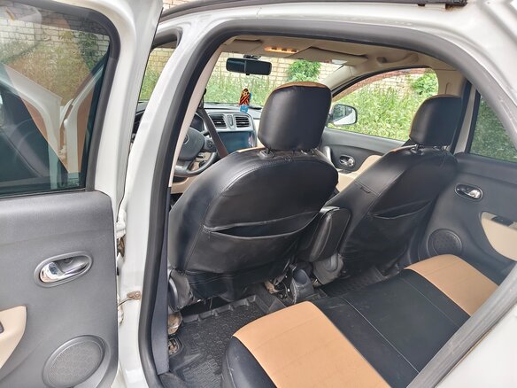 2014 Renault Logan II, белый, 650000 рублей - вид 9