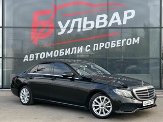 2017 Mercedes-Benz E-Класс 200 V (W213, S213, C238), чёрный, 2300000 рублей, вид 1