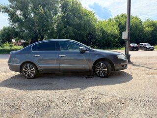 2010 Volkswagen Passat B6, серый, 700000 рублей, вид 3