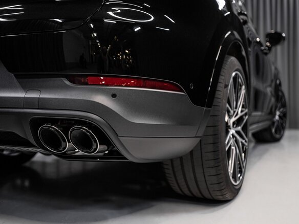 2026 Porsche Cayenne Coupé III Рестайлинг, чёрный, 22795200 рублей - вид 11