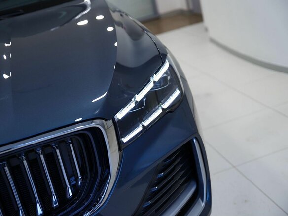 2026 Geely Monjaro I, серебристый - вид 2